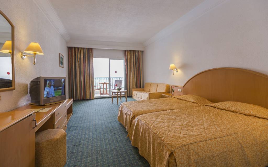 EL MOURADI SKANES 4★