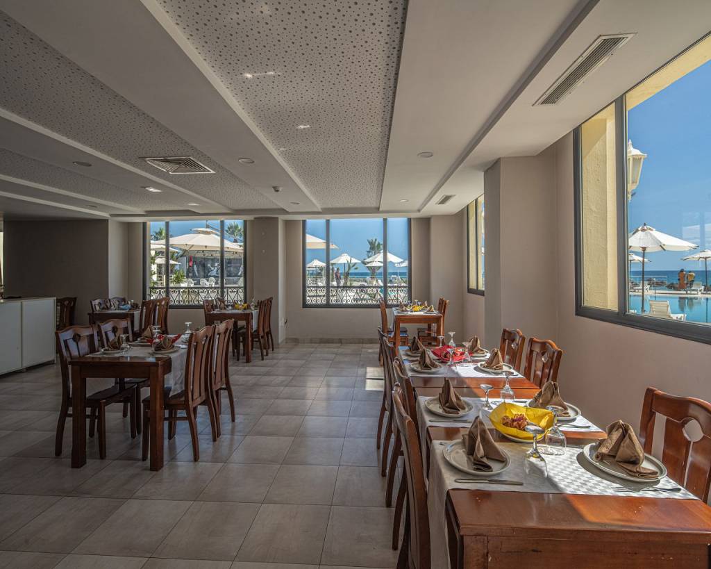 CLUB NOVOSTAR OMAR KHAYAM 3★