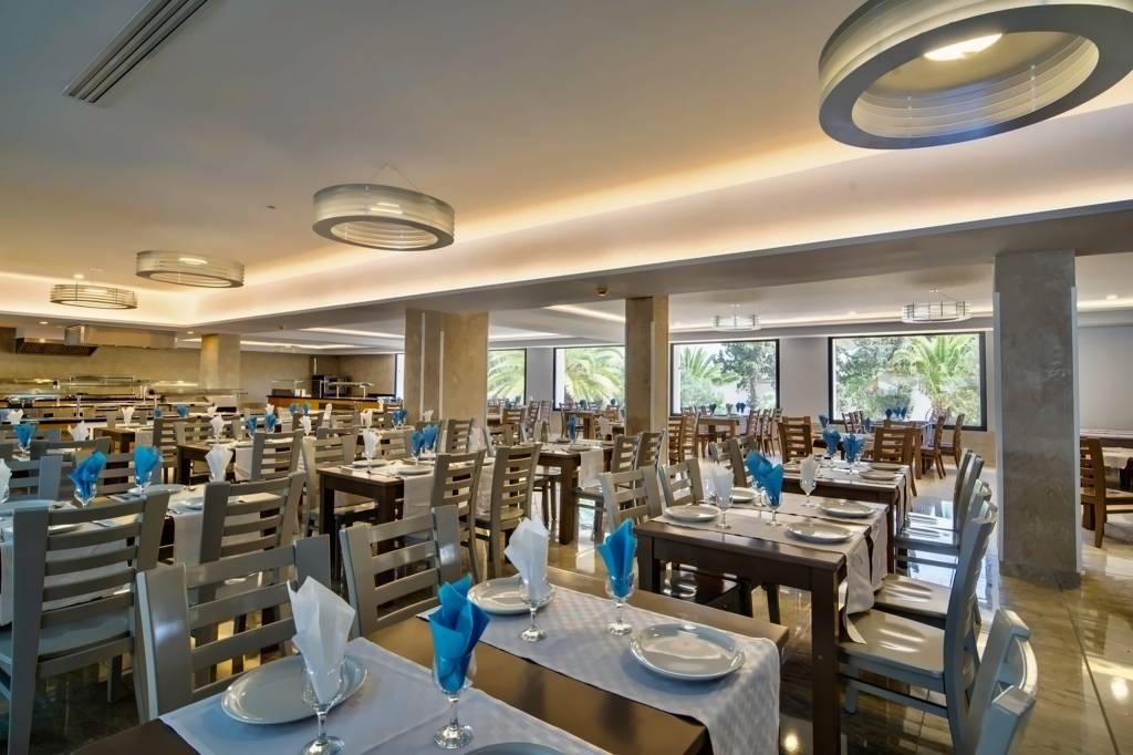 CLUB NOVOSTAR DAR KHAYAM 3★