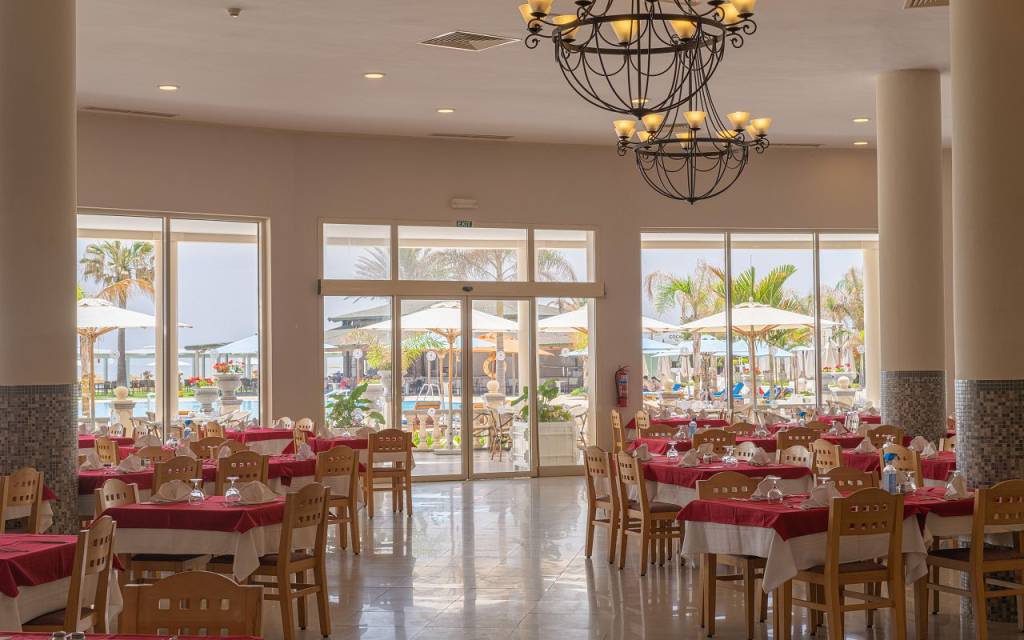 NOVOSTAR KHAYAM GARDEN BEACH & SPA 4★