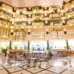 EL MOURADI EL MENZAH 4★