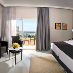 ROSA BEACH THALASSO & SPA 4★