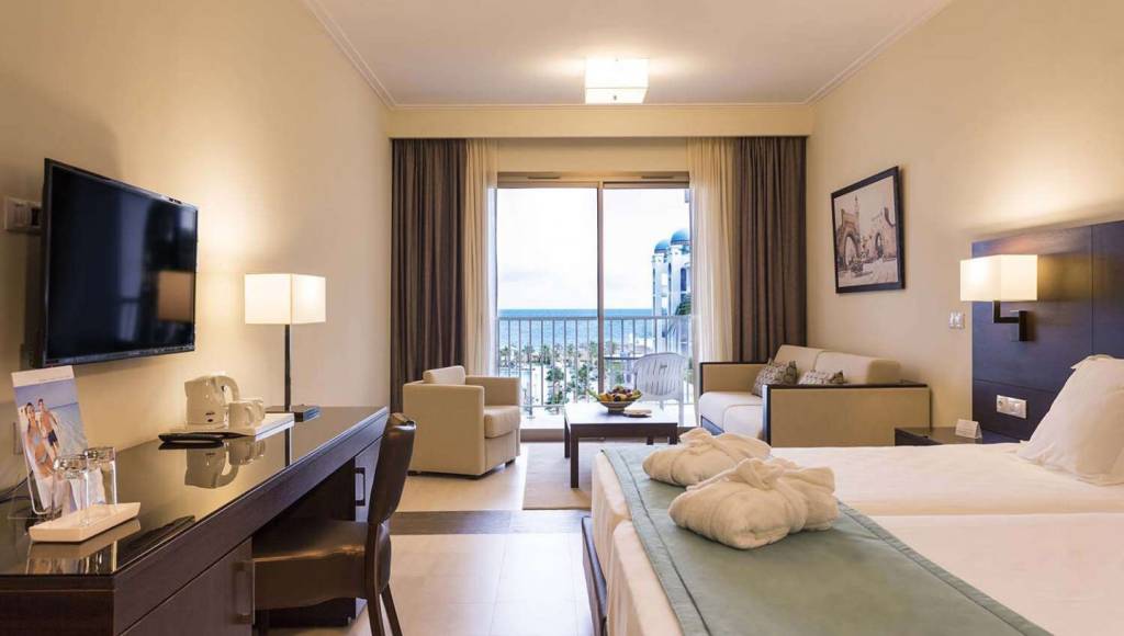 CONCORDE GREEN PARK PALACE (EX. BARCELO CONCORDE GREEN PARK PALACE) 5★