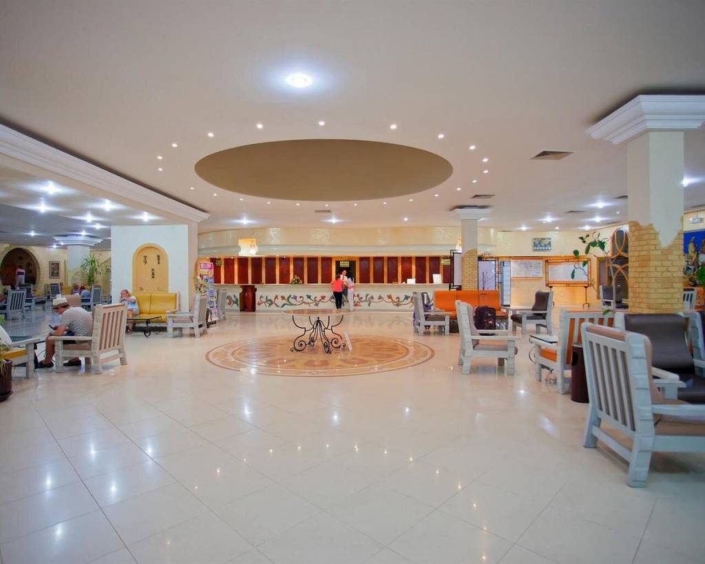 HOUDA GOLF BEACH & AQUAPARK 3★