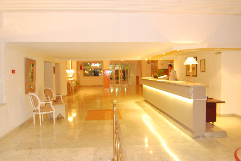 KARAWAN BEACH & RESORT 3★