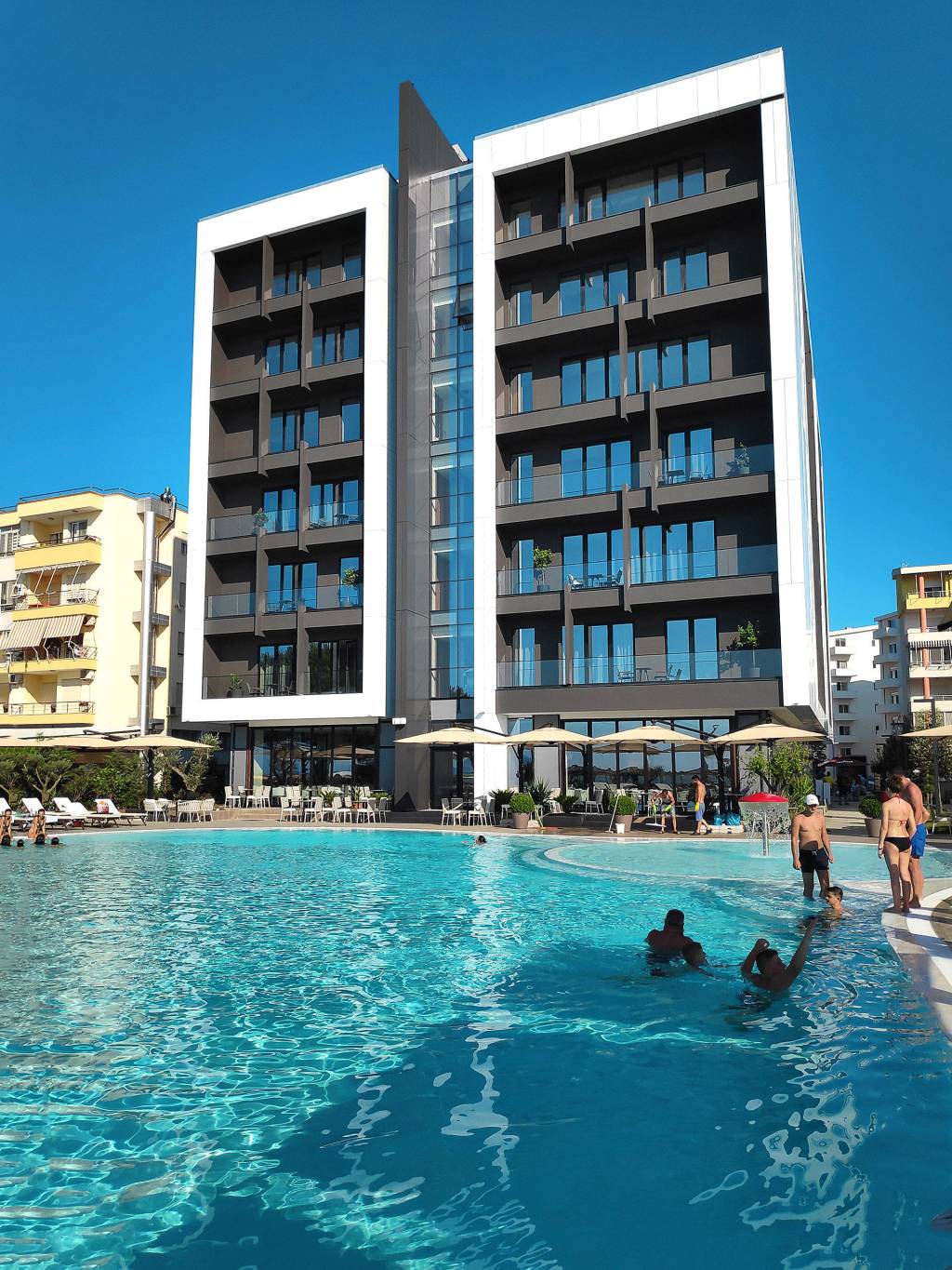 SUPREME HOTEL & SPA 4★