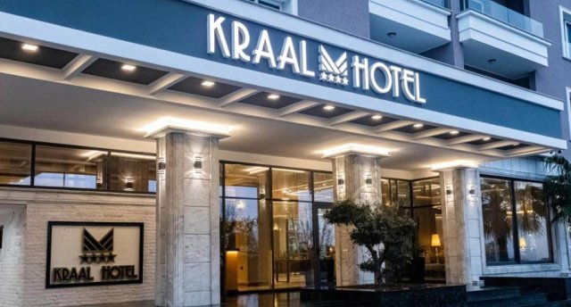 KRAAL HOTEL 4★