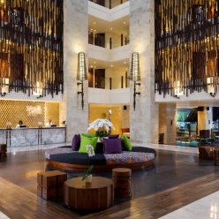 HOLIDAY INN RESORT BALI BENOA 5 ★