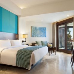 HOLIDAY INN RESORT BALI BENOA 5 ★