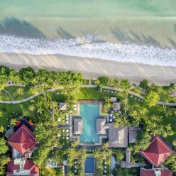 MAYA UBUD RESORT & SPA 5★ (4 naktis), INTERCONTINENTAL BALI RESORT 5★ (pārējās naktis)