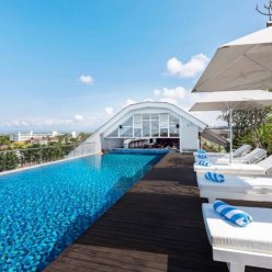 JAMBULUWUK OCEANO SEMINYAK 5★