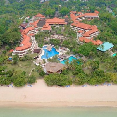 NUSA DUA BEACH HOTEL & SPA 5★