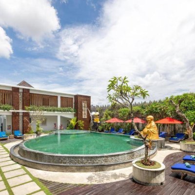 Bali (pārsēš. Stambulā)