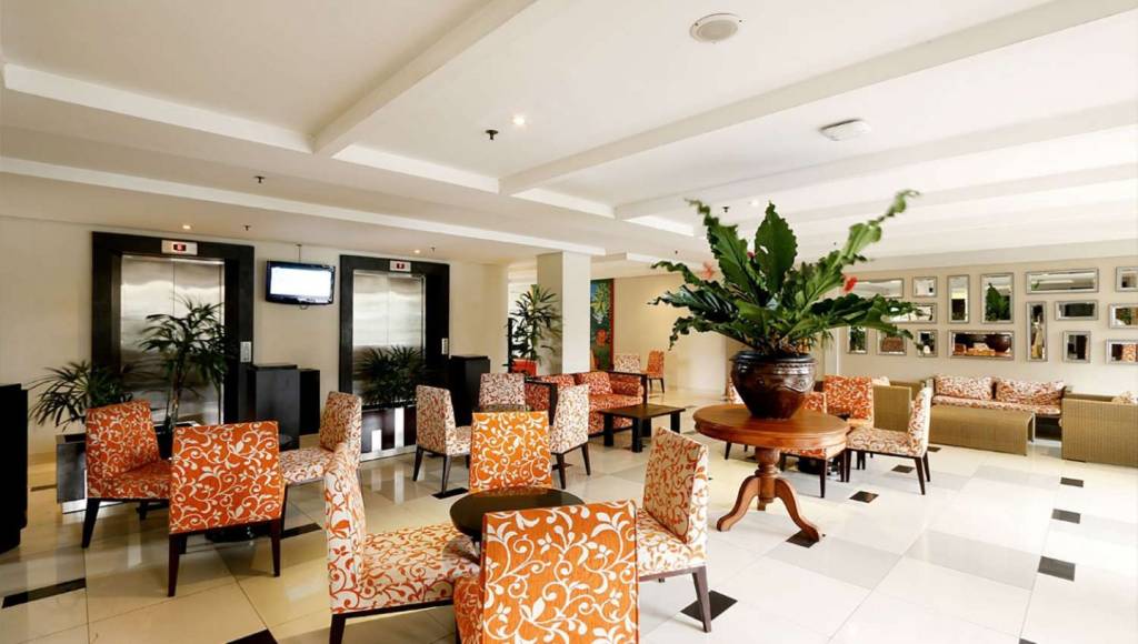 GRAND KUTA HOTEL & RESIDENCE 4★