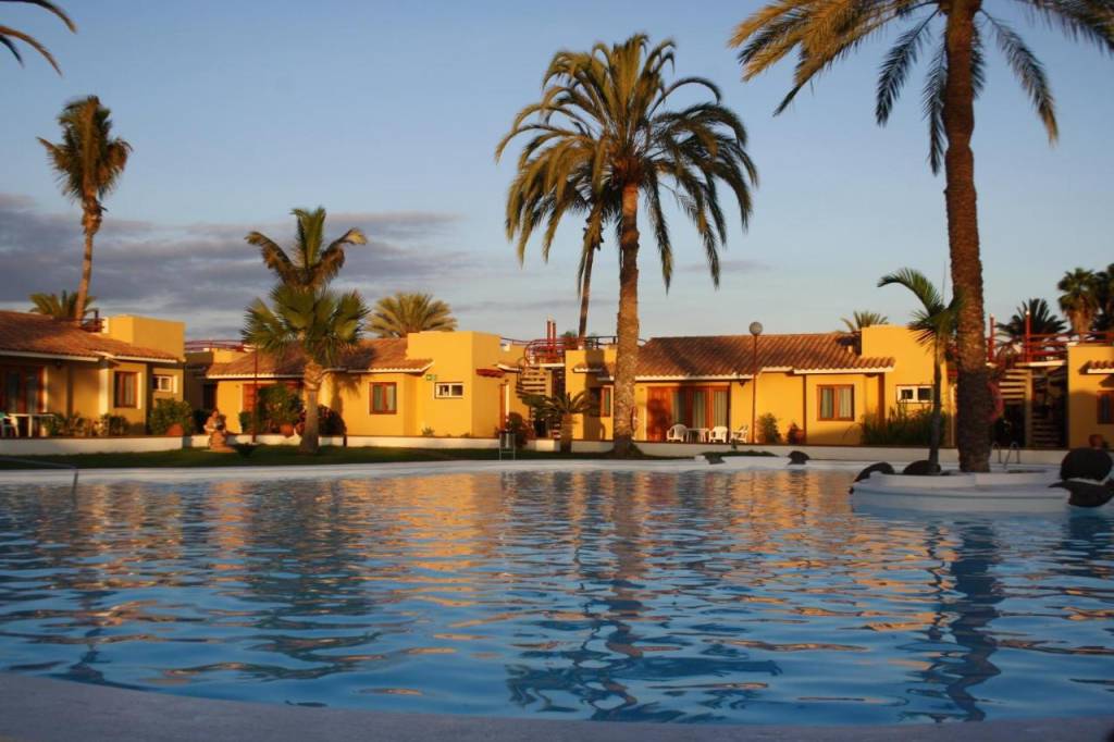 PARQUE BALI BUNGALOW 2★