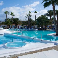 EO SUITE HOTEL JARDIN DORADO 4★