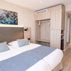 SERVATUR PUERTO AZUL 3★