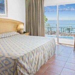 MOGAN PRINCESS  & BEACH CLUB 4★