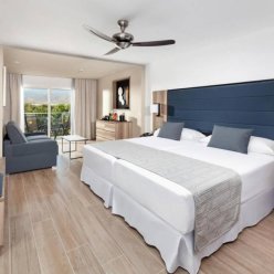 HOTEL RIU PALACE OASIS 5★-_