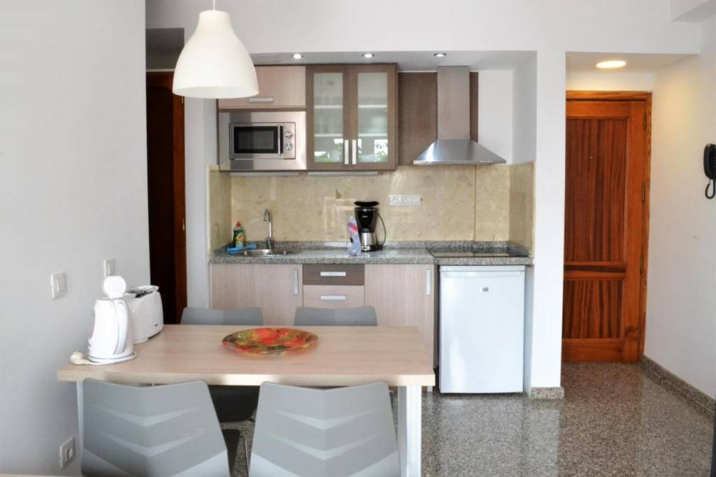 APARTAMENTOS MONTEMAYOR 1★