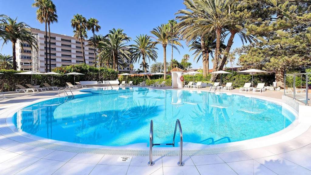 BUNGALOW HOTEL PARQUE DEL PARAISO I (TIKAI PIEAUGUŠAJIEM ) 3★