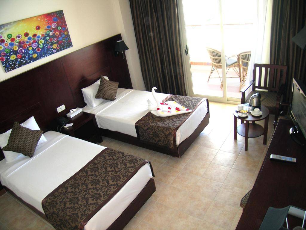 ROYAL BRAYKA RESORT 5★