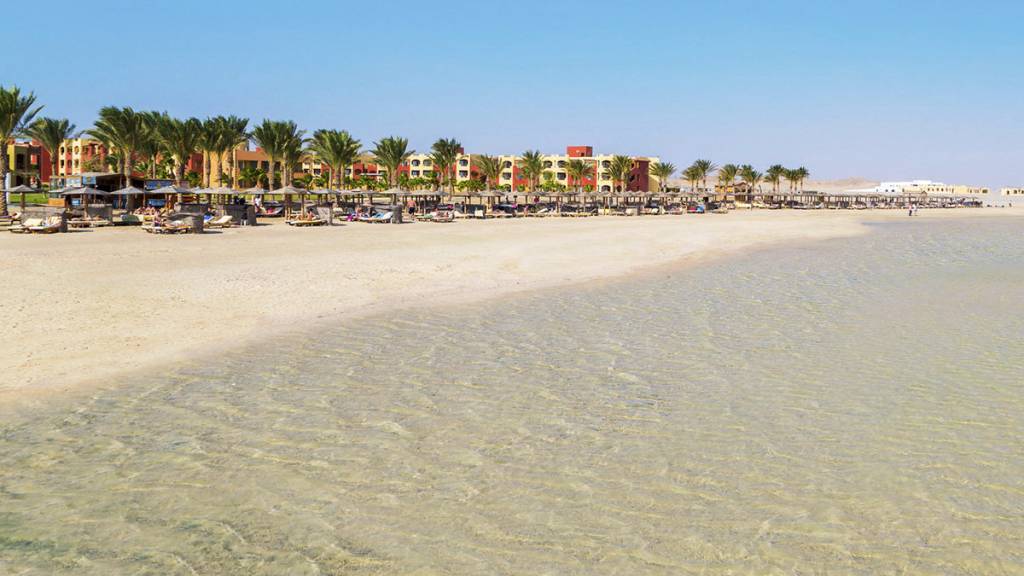 ROYAL TULIP BEACH RESORT 5★