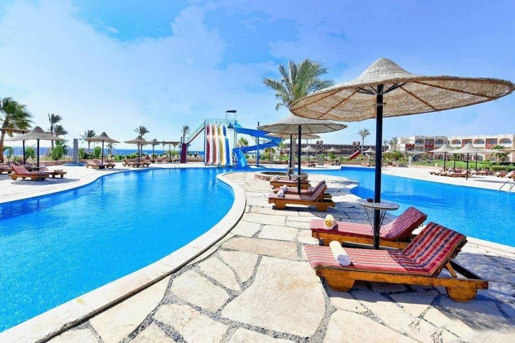 BLISS NADA BEACH RESORTS (EX. HOTELUX JOLIE BEACH) 4★