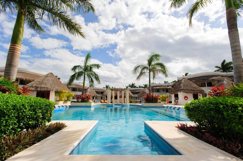 GRAND RIVIERA PRINCESS ALL SUITES & SPA RESORT 5★