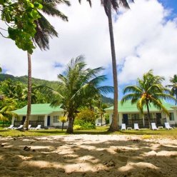 CHALETS D'ANSE FORBANS 3★