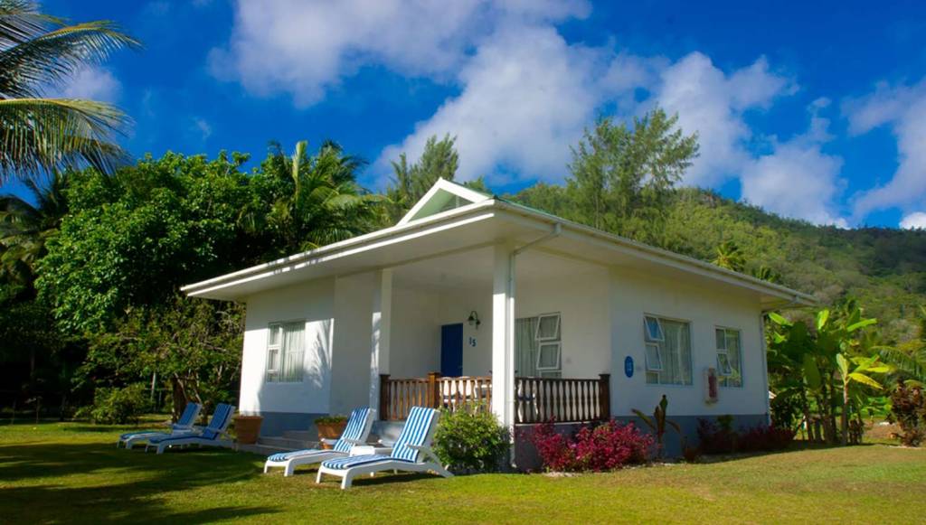 CHALETS D'ANSE FORBANS 3★