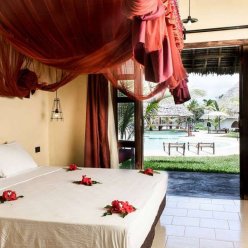 KARAFUU BEACH RESORT & SPA 5★