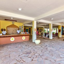 AHG WARIDI BEACH RESORT & SPA 4★