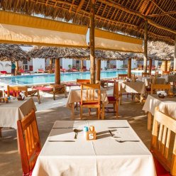 AHG SUN BAY MLILILE BEACH HOTEL 4★