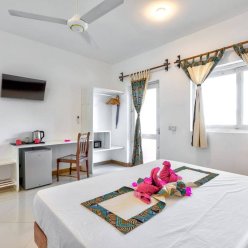 AHG SUN BAY MLILILE BEACH HOTEL 4★