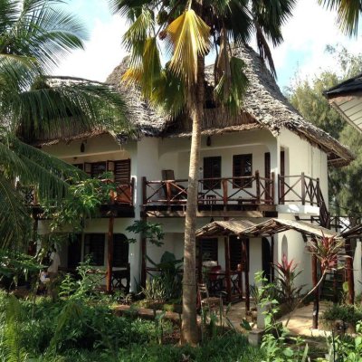 LANGI LANGI BEACH BUNGALOWS 3★