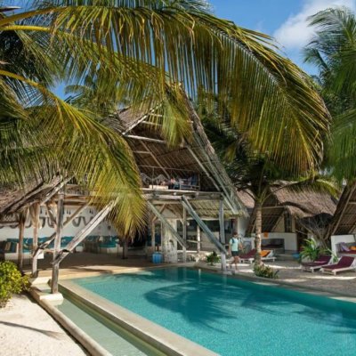 NUR BEACH HOTEL (tikai no 12+) 3★