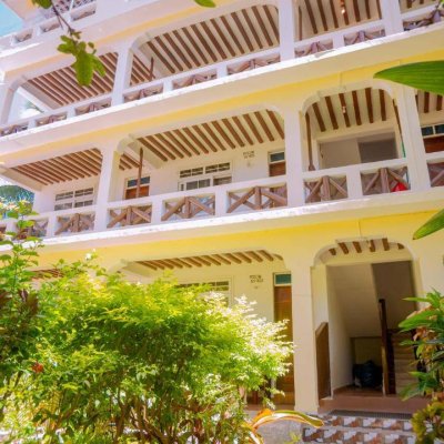 BARAKA BEACH BUNGALOWS 2★