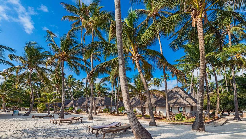 DIAMONDS MAPENZI BEACH CLUB 4★