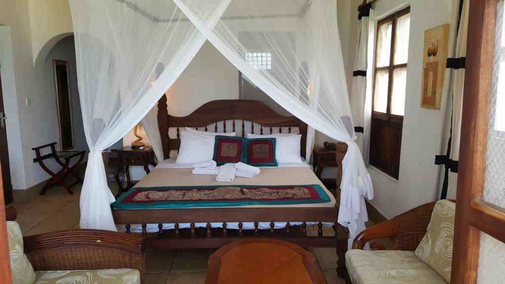 LANGI LANGI BEACH BUNGALOWS 3★
