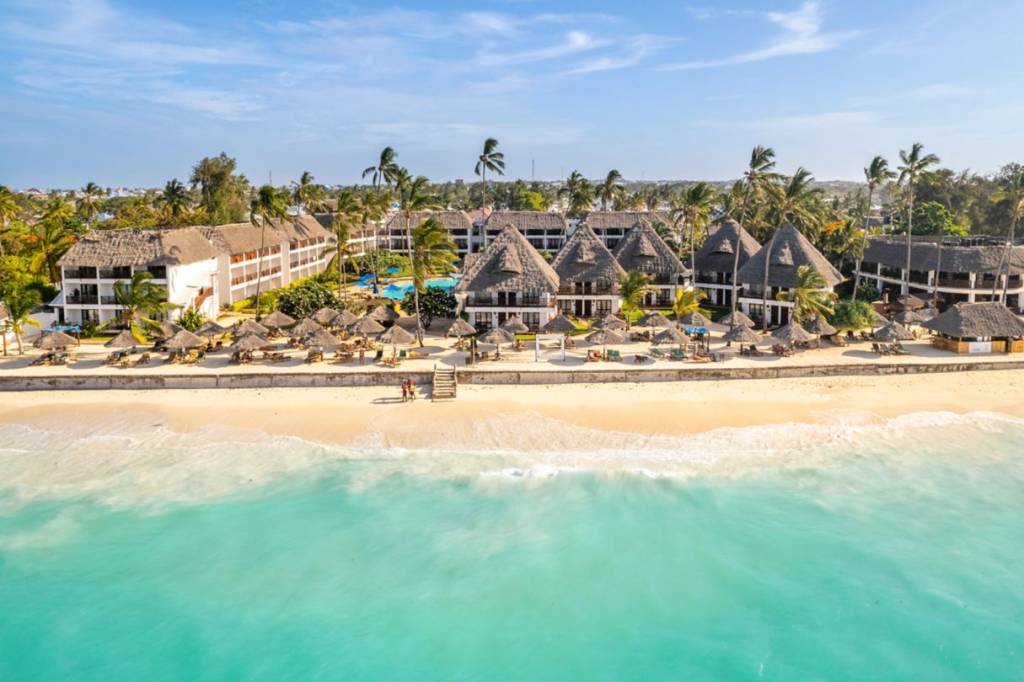 NUNGWI BEACH RESORT BY TURACO (EX.DOUBLETREE RESORT BY HILTON) 4★