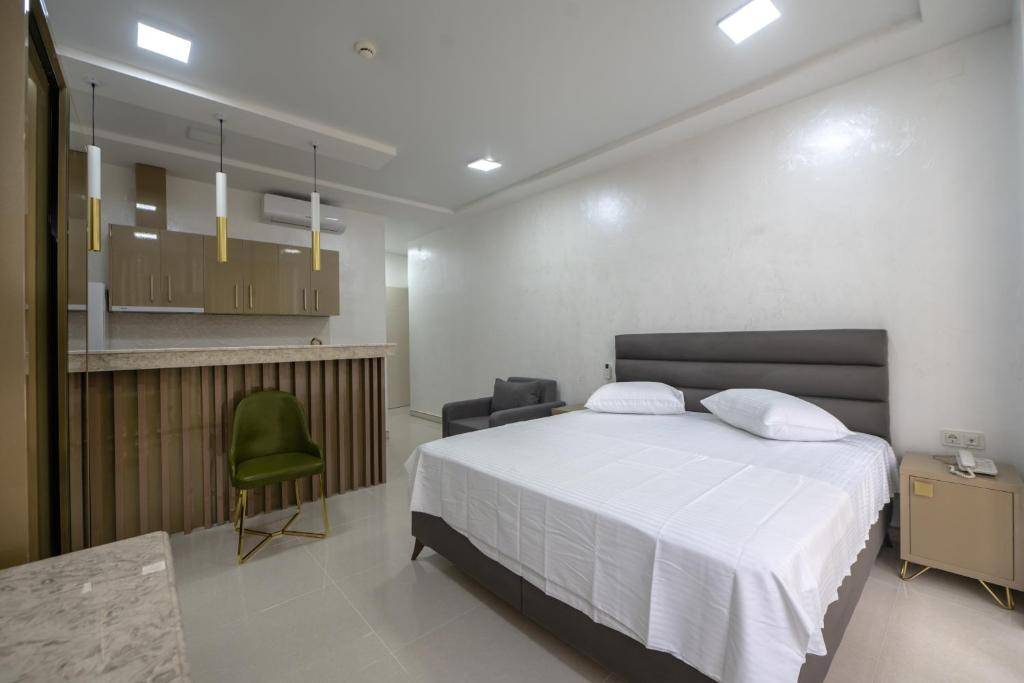 GAMMA PALACE SPECIAL CAT. 4★