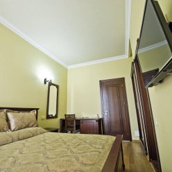 EIFFEL HOTEL BATUMI 3★