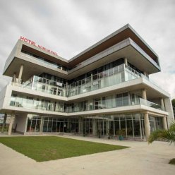 HOTEL NOBILIS HALL 4★