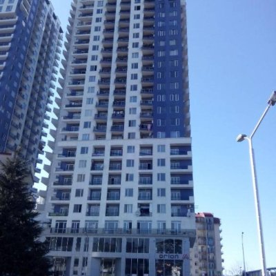 BLACK AND WHITE SPECIAL CAT. 3★