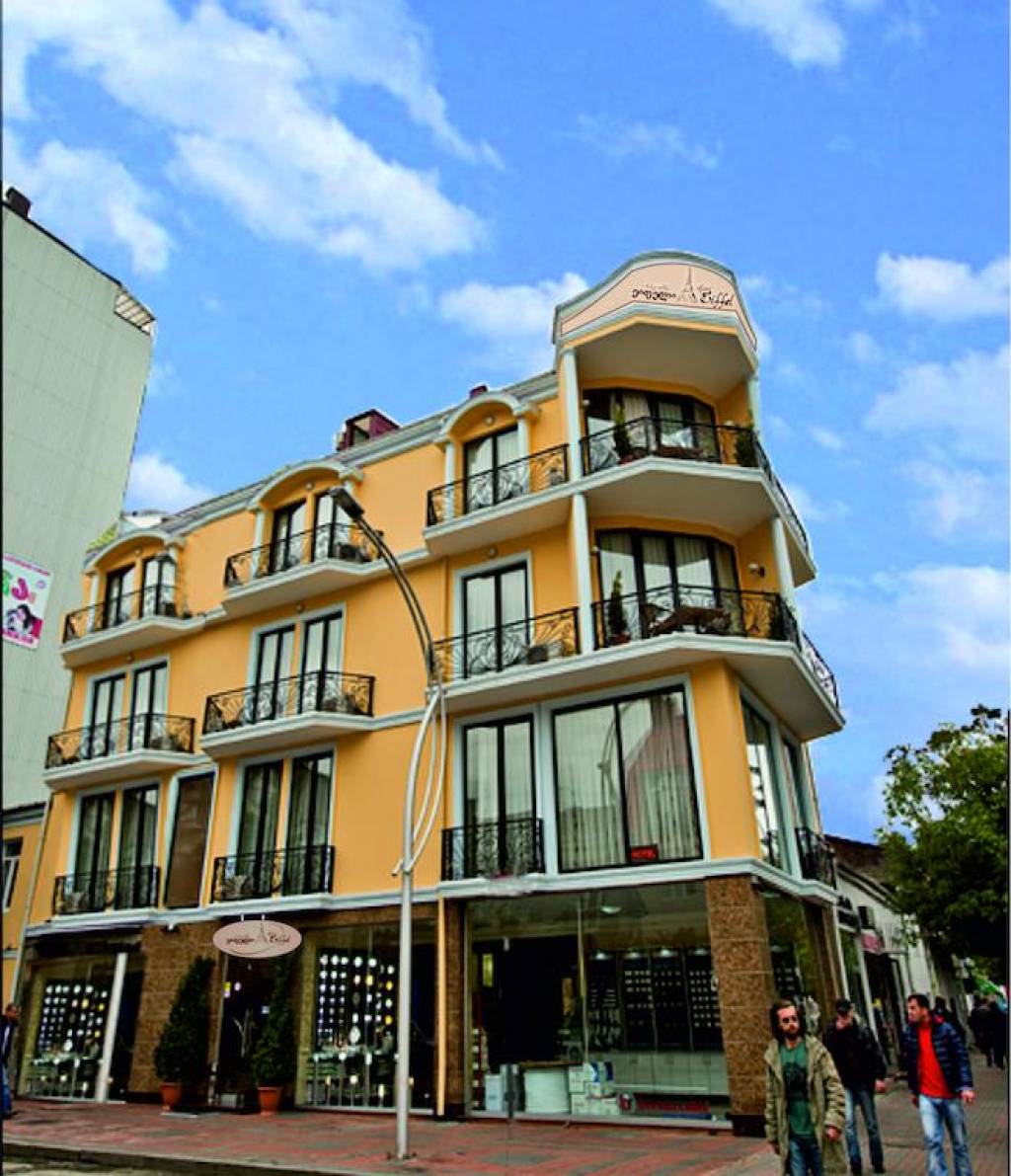 EIFFEL HOTEL BATUMI 3★
