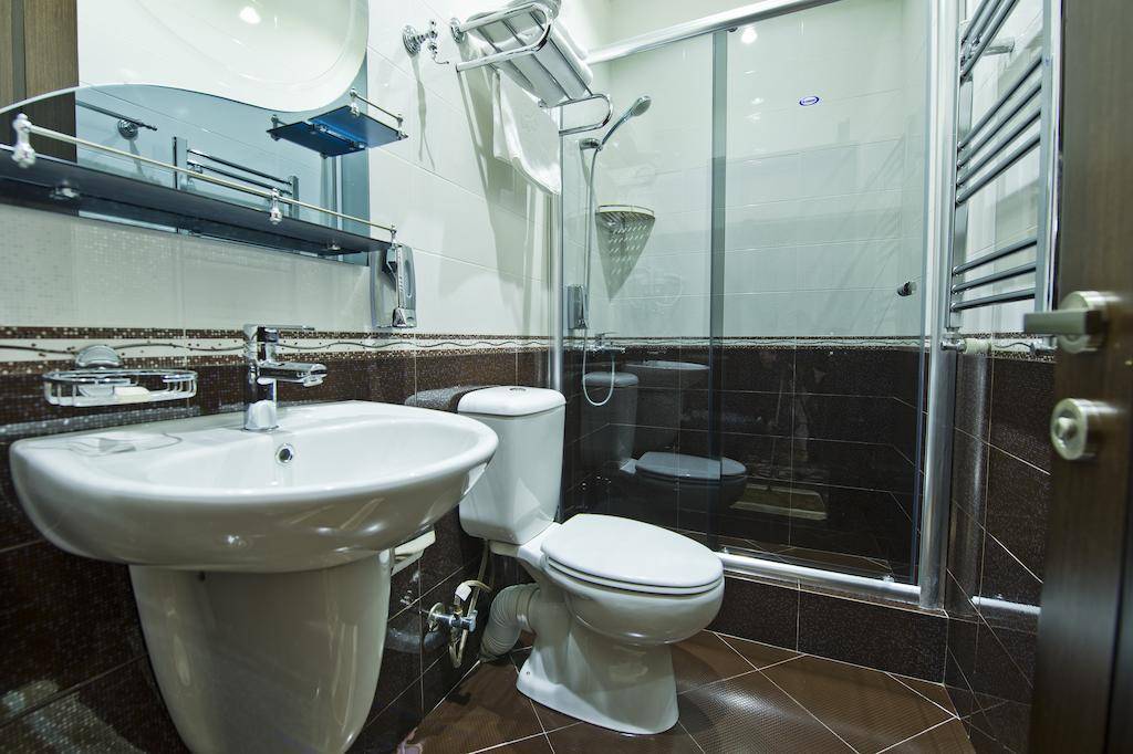 EIFFEL HOTEL BATUMI 3★