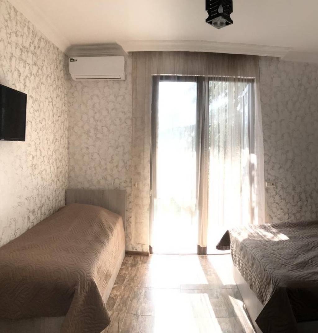 LOVE HOTEL SPECIAL CAT. 3★