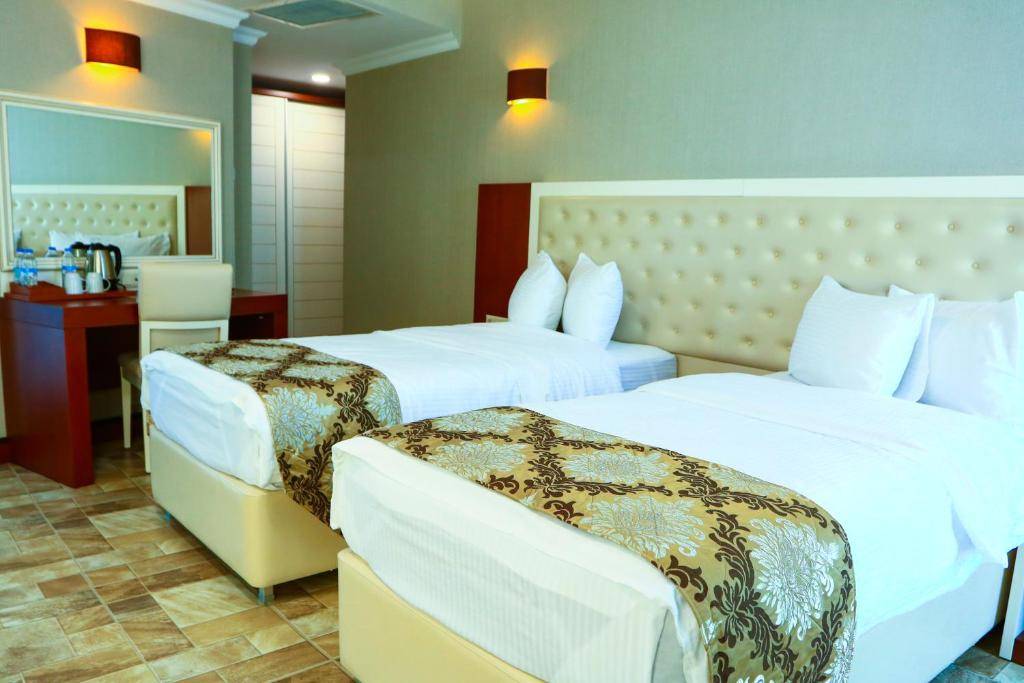 ERA PALACE GONIO 4★