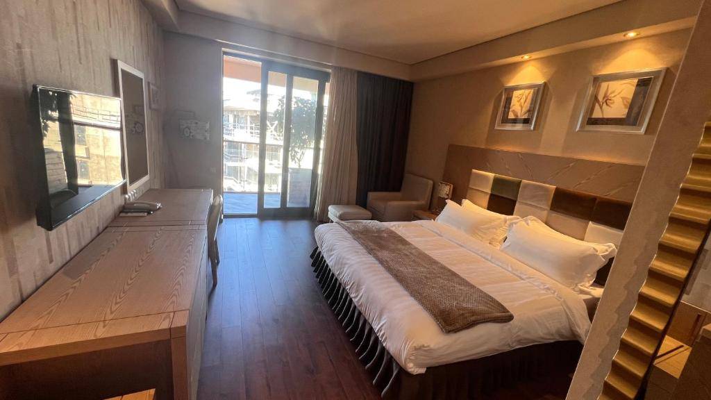 DREAMLAND OASIS 4★